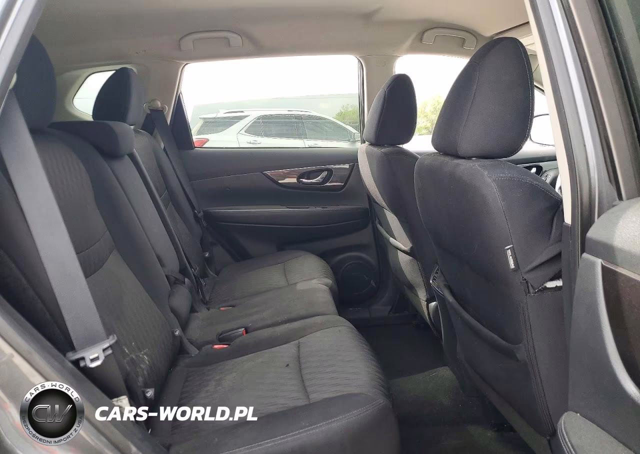 2019 Nissan Rogue S VIN:5N1AT2MT3KC798163 - 11