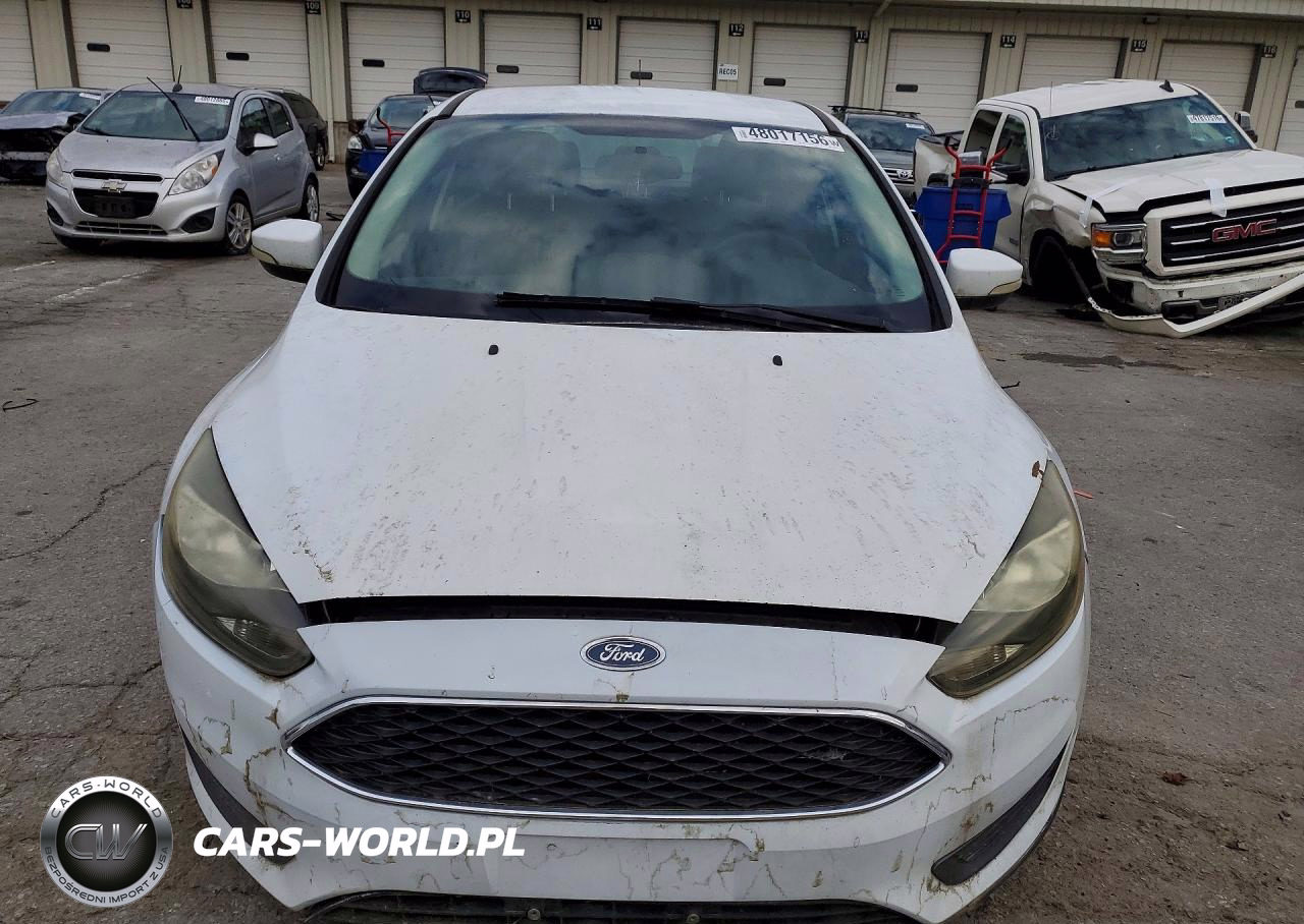 2016 Ford Focus Se VIN:1FADP3F23GL341205 - 5
