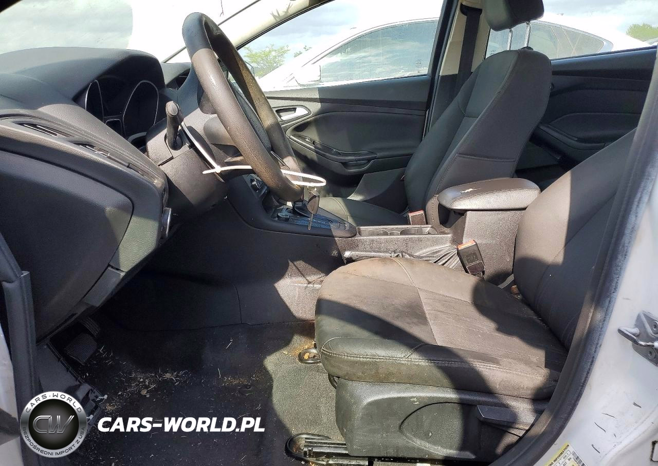 2016 Ford Focus Se VIN:1FADP3F23GL341205 - 7