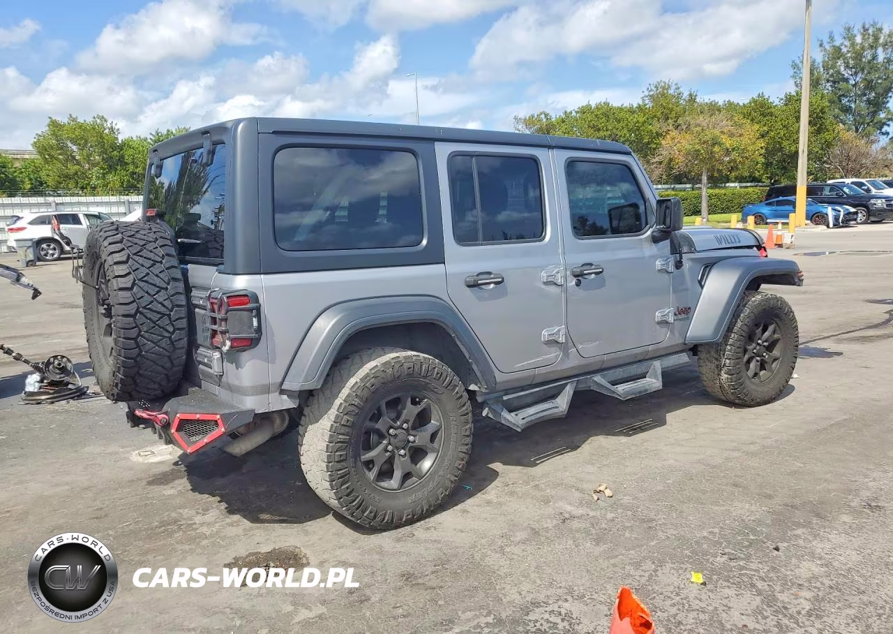 2020 Jeep Wrangler Unlimited Sport VIN:1C4HJXDN5LW171889 - 3