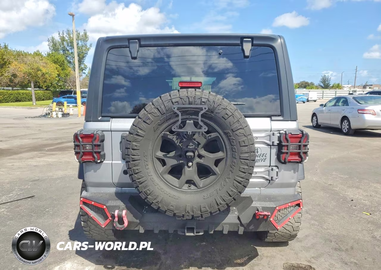 2020 Jeep Wrangler Unlimited Sport VIN:1C4HJXDN5LW171889 - 6