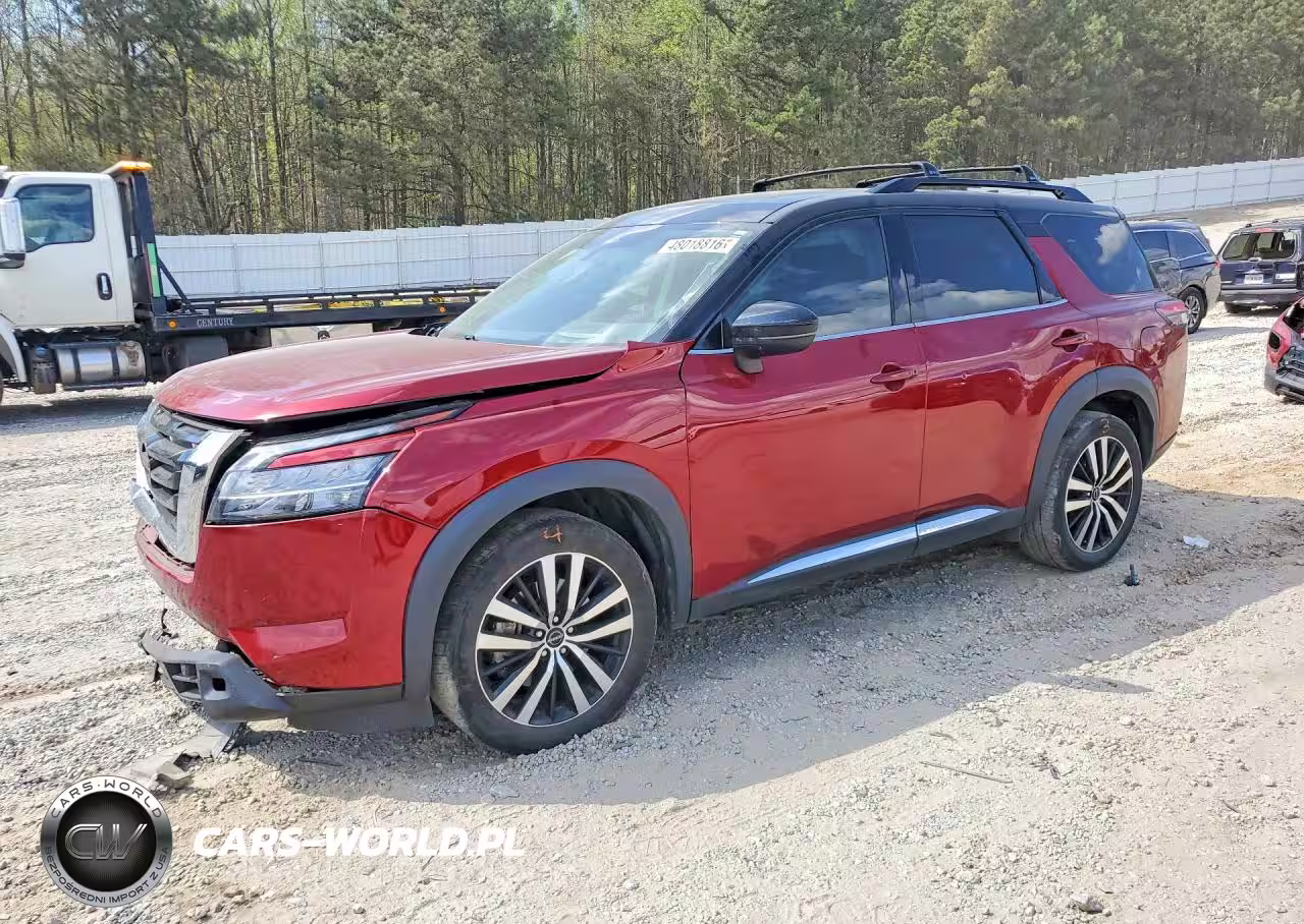 2023 Nissan Pathfinder Platinum