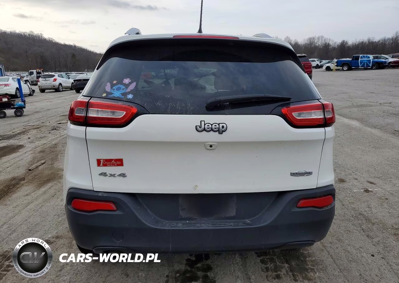 2016 Jeep Cherokee Latitude VIN:1C4PJMCB3GW311266 - 6
