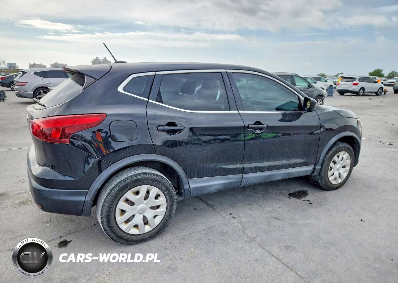 2019 Nissan Rogue Sport S VIN:JN1BJ1CP2KW523155 - 3