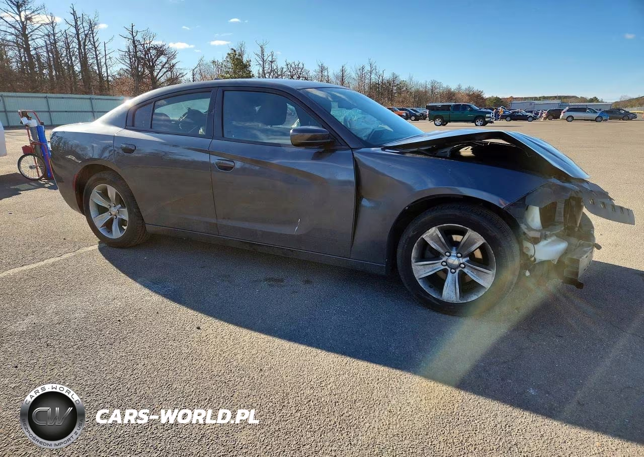 2018 Dodge Charger Sxt Plus VIN:2C3CDXHG9JH143719 - 4