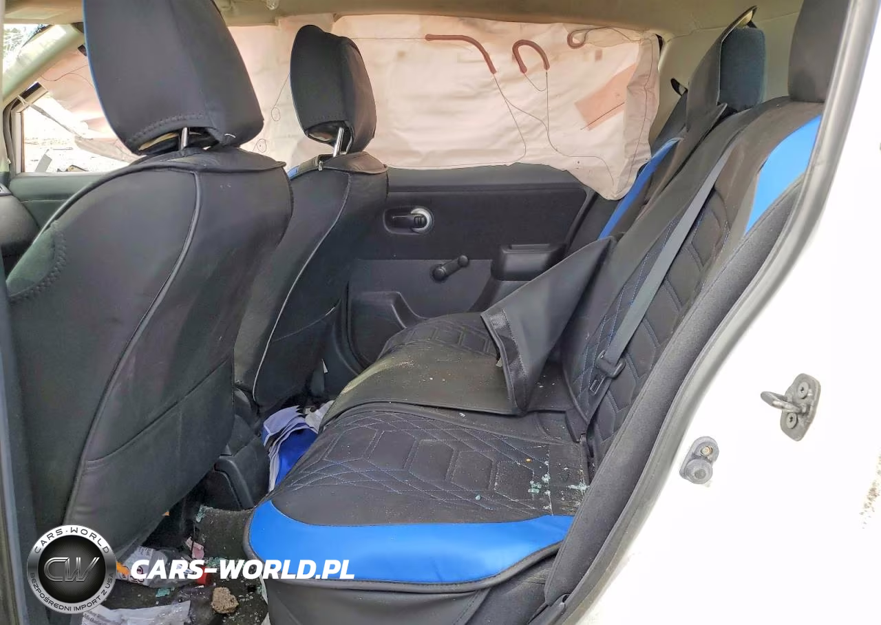 2011 Nissan Versa 1.8 S VIN:3N1BC1CP2BL430622 - 10