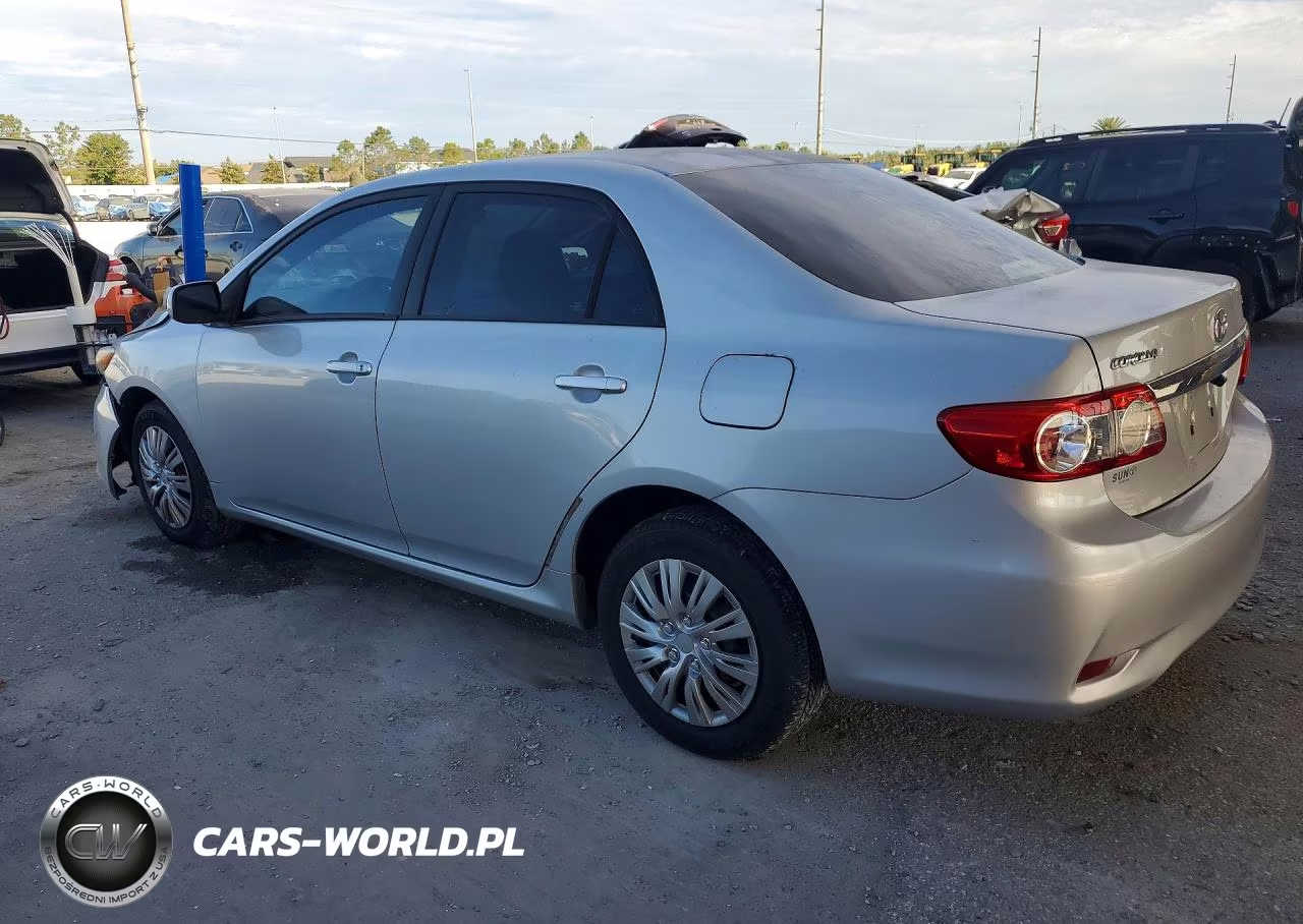 2011 Toyota Corolla Le VIN:2T1BU4EE1BC628523 - 2
