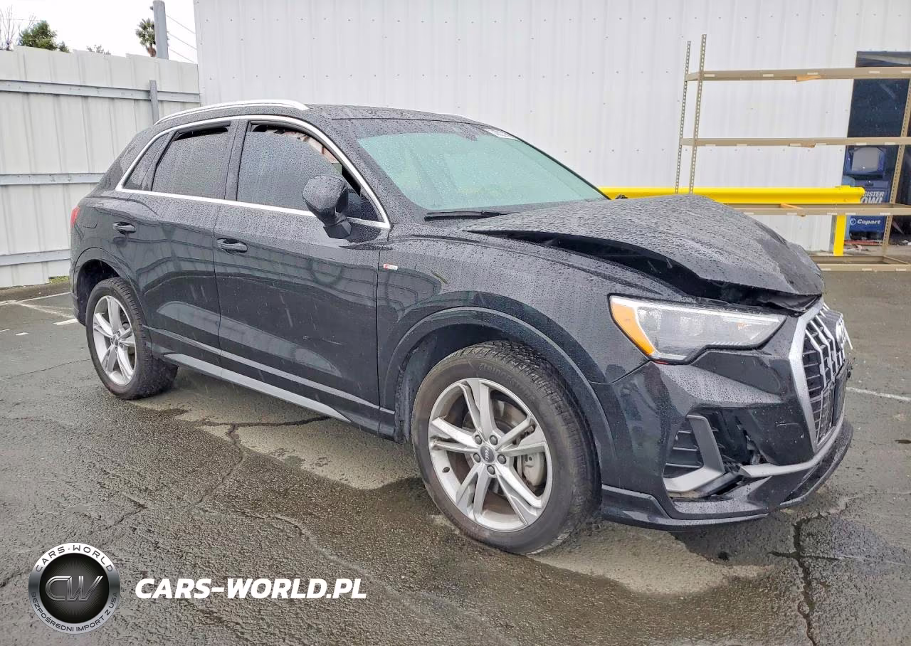 2020 Audi Q3 Premium S Line VIN:WA1DECF36L1124787 - 4