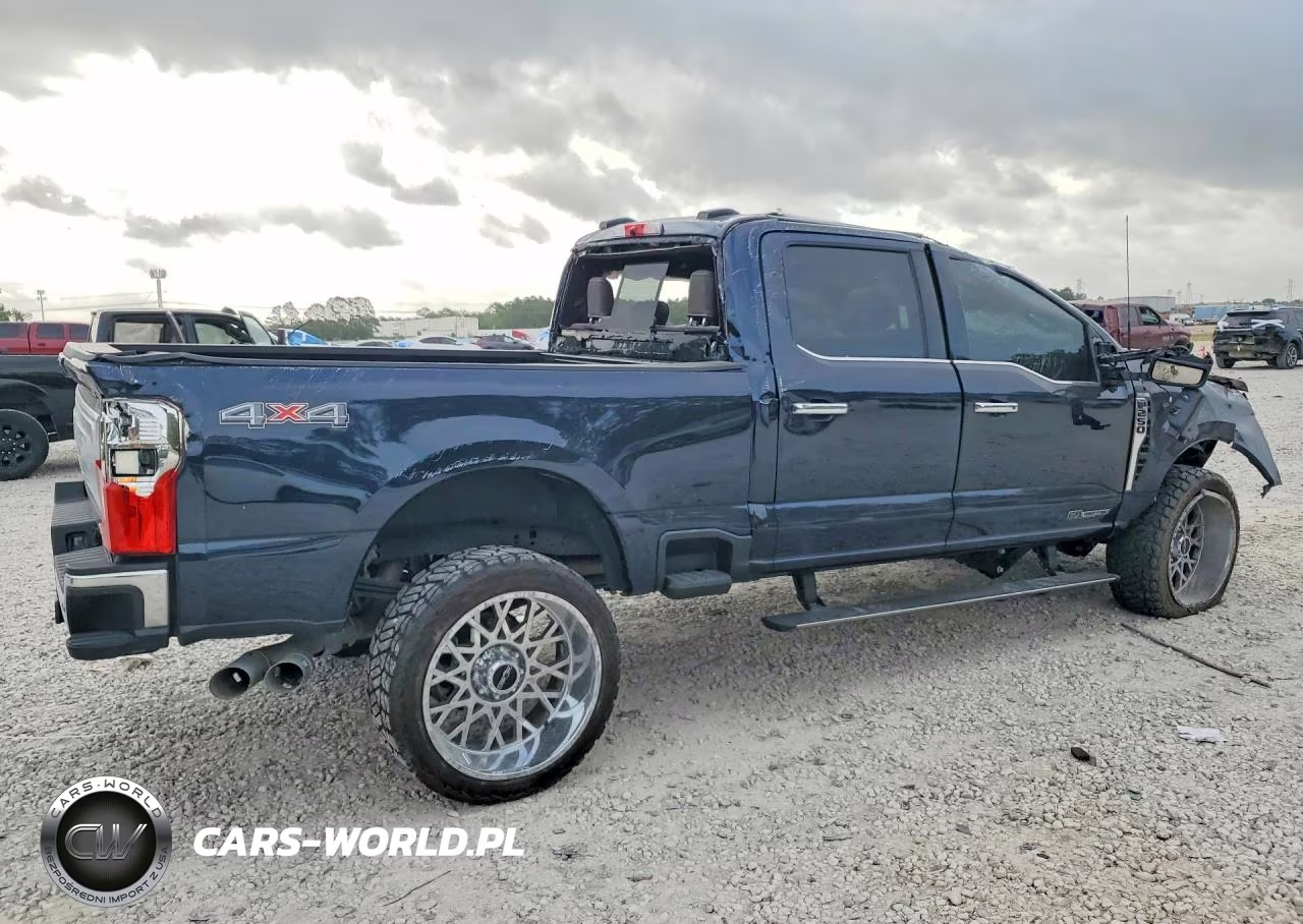 2025 Ford F250 Super Duty VIN:1FT8W2BT4SEE08656 - 3
