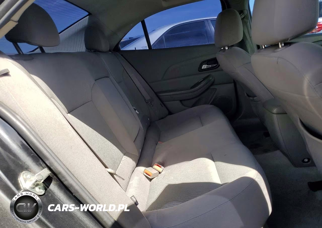 2015 Chev Malibu VIN:1G11A5SL8FF266631 - 10