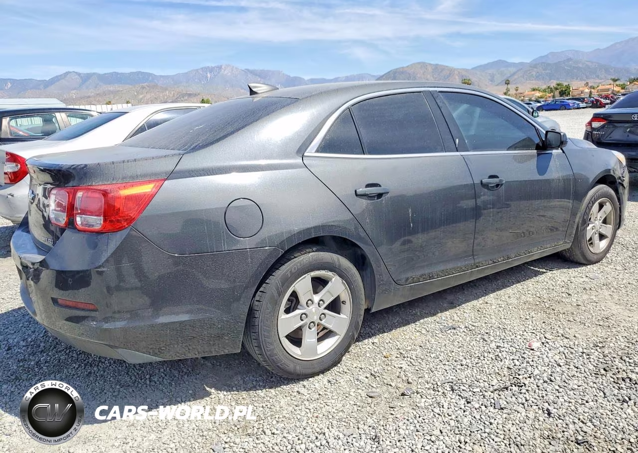 2015 Chev Malibu VIN:1G11A5SL8FF266631 - 3