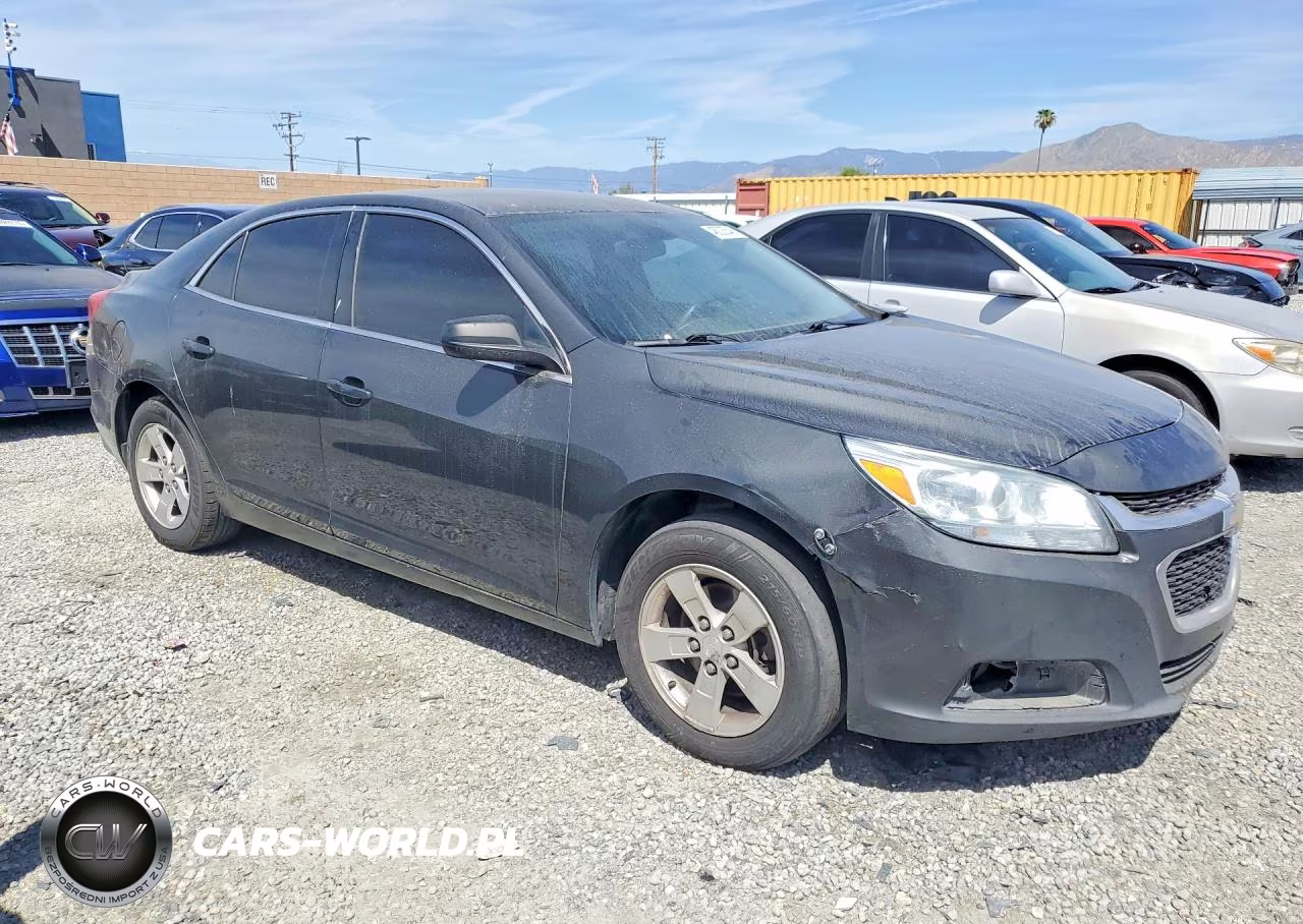 2015 Chev Malibu VIN:1G11A5SL8FF266631 - 4