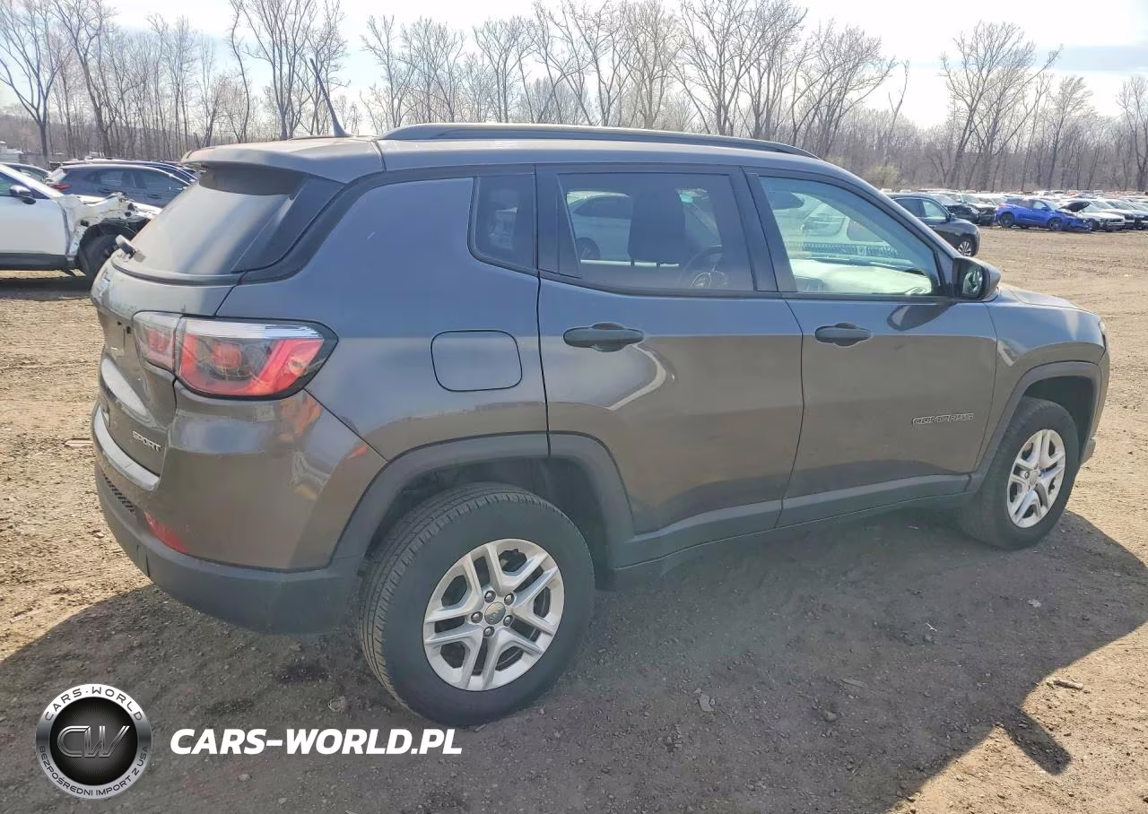 2018 Jeep Compass Sport VIN:3C4NJDAB7JT419154 - 3