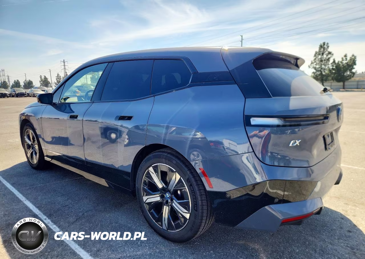 2023 BMW Ix xDrive50 VIN:WB523CF0XPCM86507 - 2