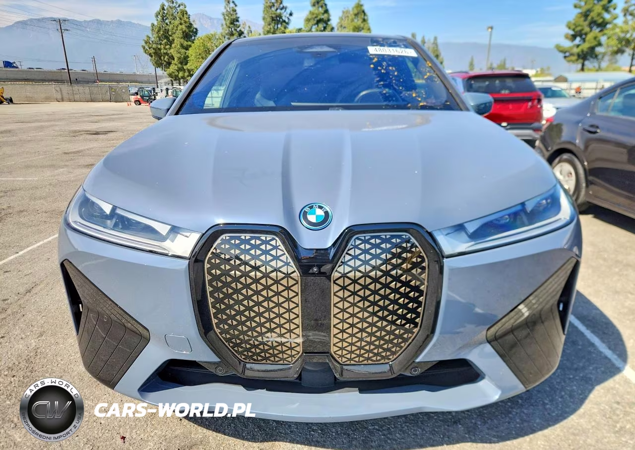 2023 BMW Ix xDrive50 VIN:WB523CF0XPCM86507 - 5