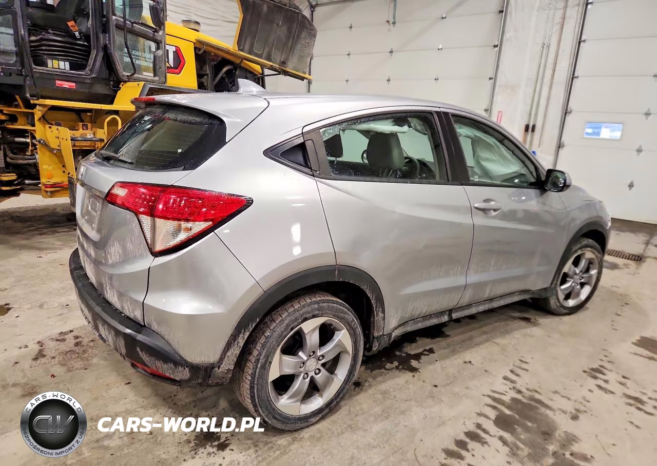 2021 Honda Hr-V Lx VIN:3CZRU5H31MM711016 - 3