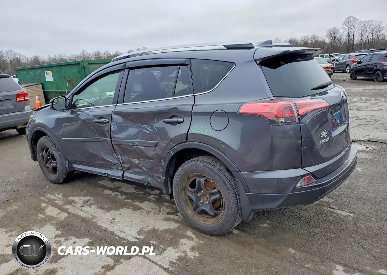 2018 Toyota Rav4 Le VIN:JTMZFREV0JJ211029 - 2
