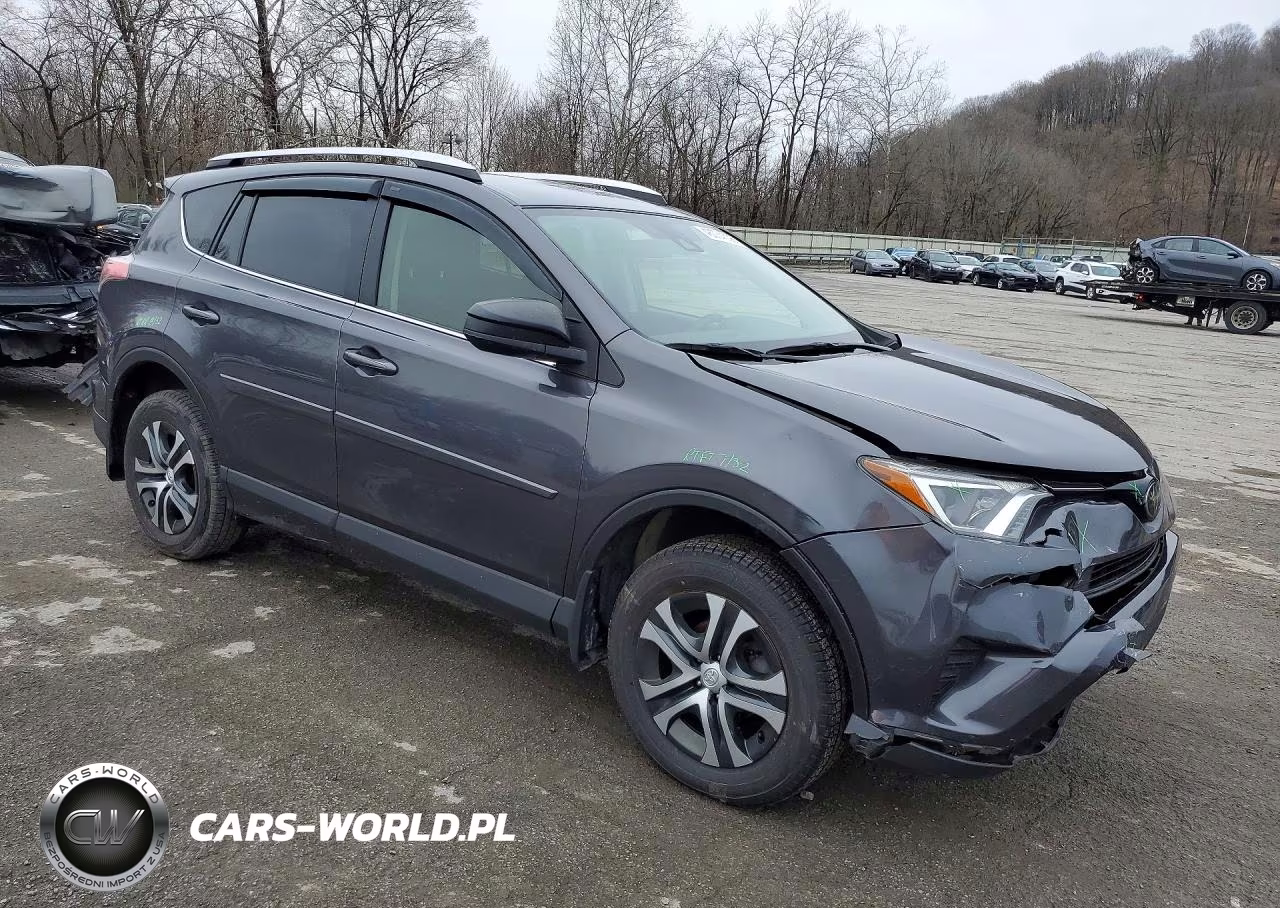2018 Toyota Rav4 Le VIN:JTMZFREV0JJ211029 - 4