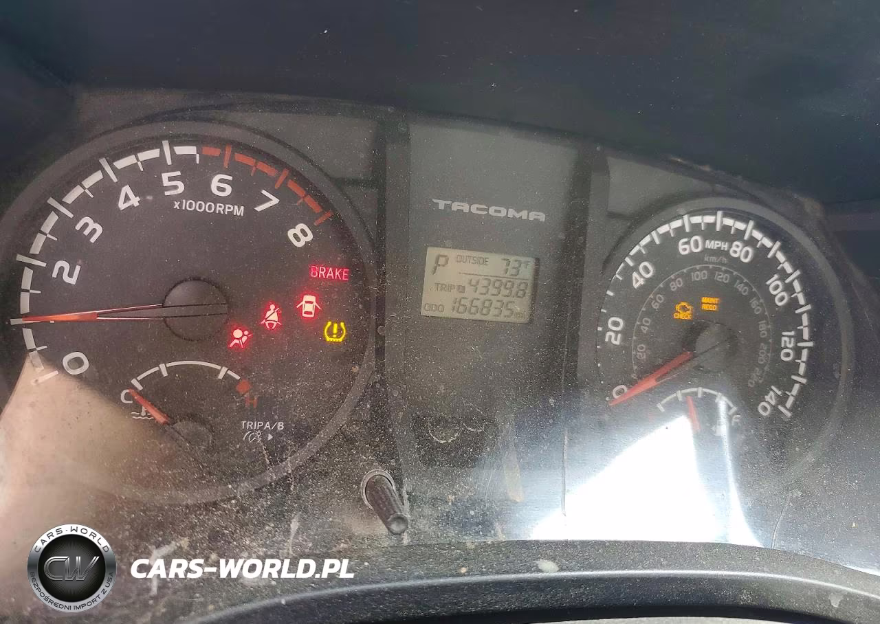 2017 Toyota Tacoma Sr VIN:5TFRX5GN2HX093477 - 9