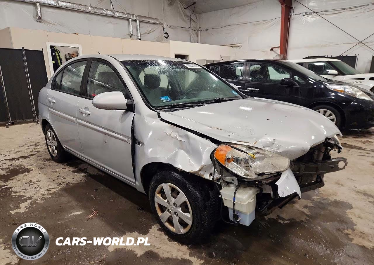 2009 Hyundai Accent Gls VIN:KMHCN46C69U330038 - 4