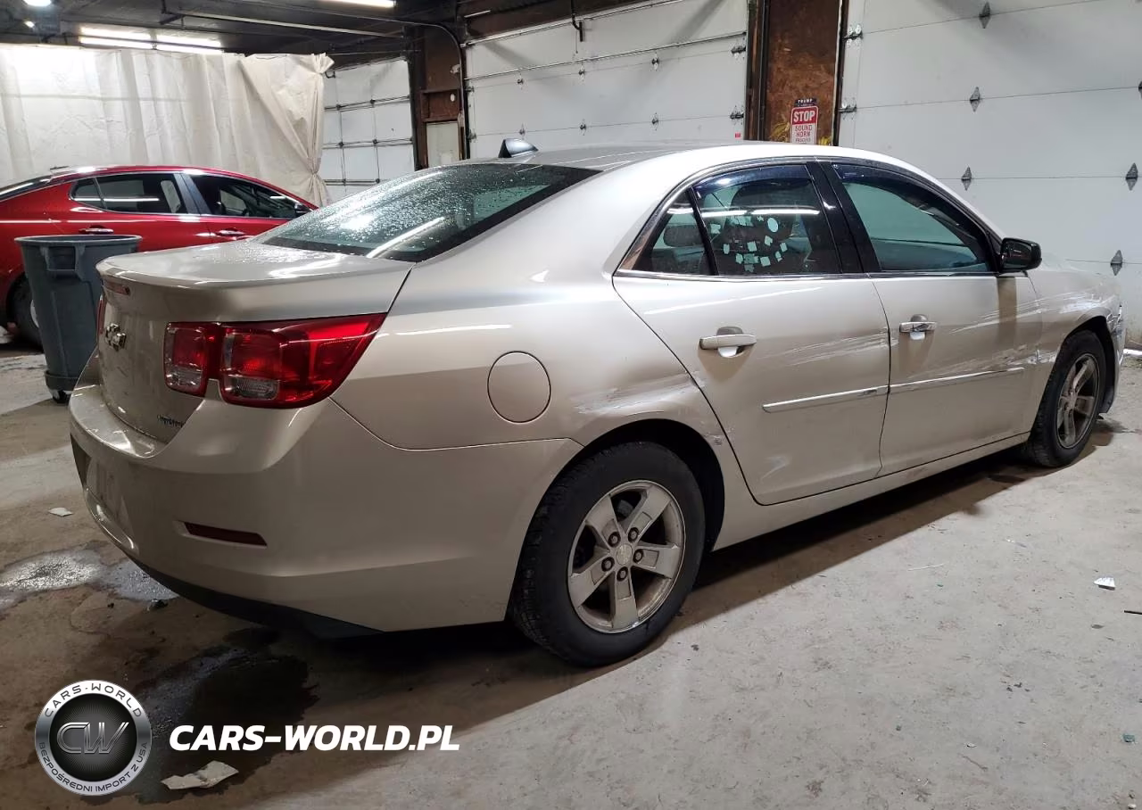 2013 Chevrolet Malibu Ls VIN:1G11B5SA4DF339518 - 3