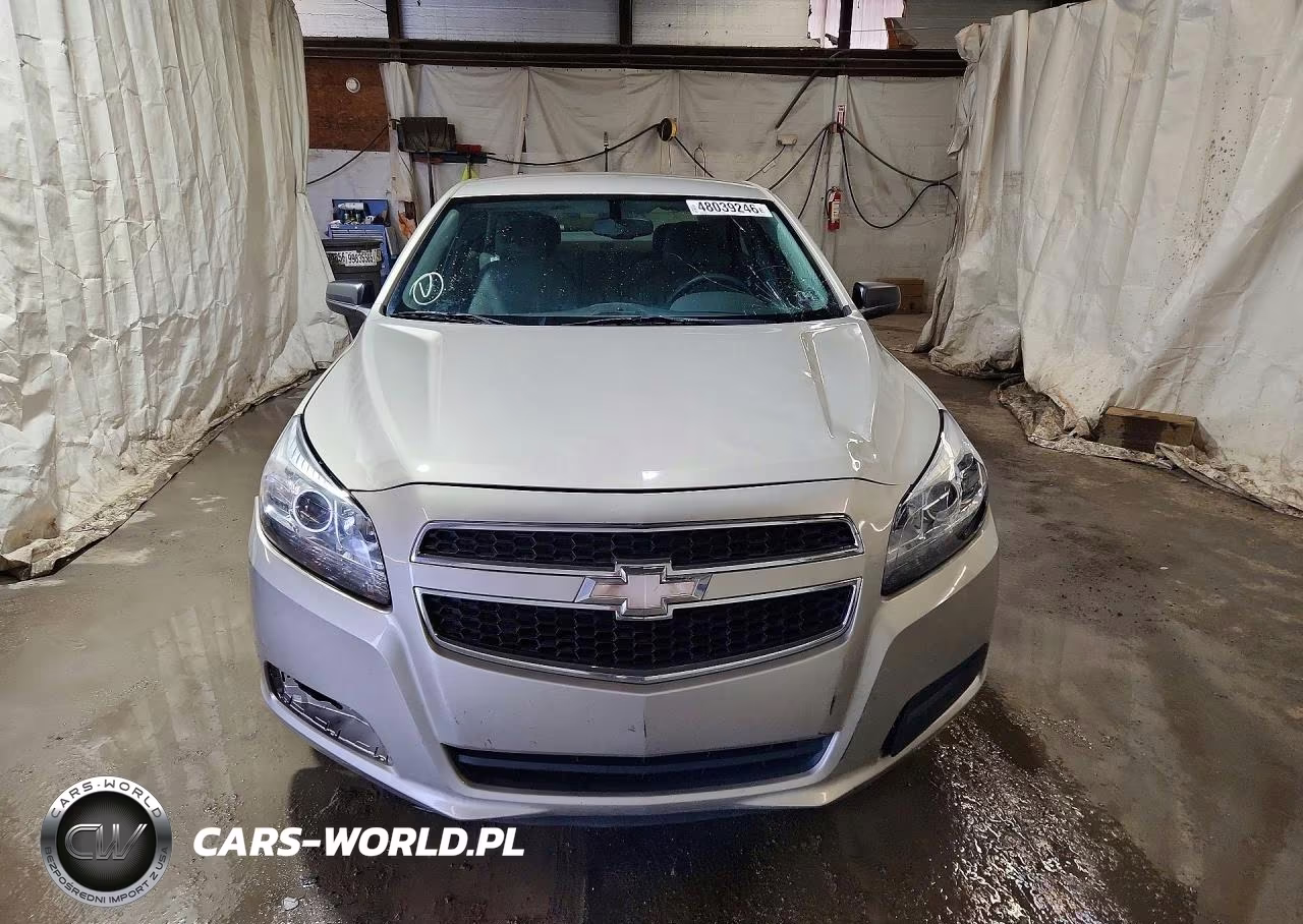 2013 Chevrolet Malibu Ls VIN:1G11B5SA4DF339518 - 5