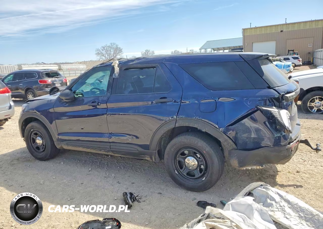 2026 Ford Explorer Police Interceptor VIN:1FM5K8AB5TGA74830 - 2