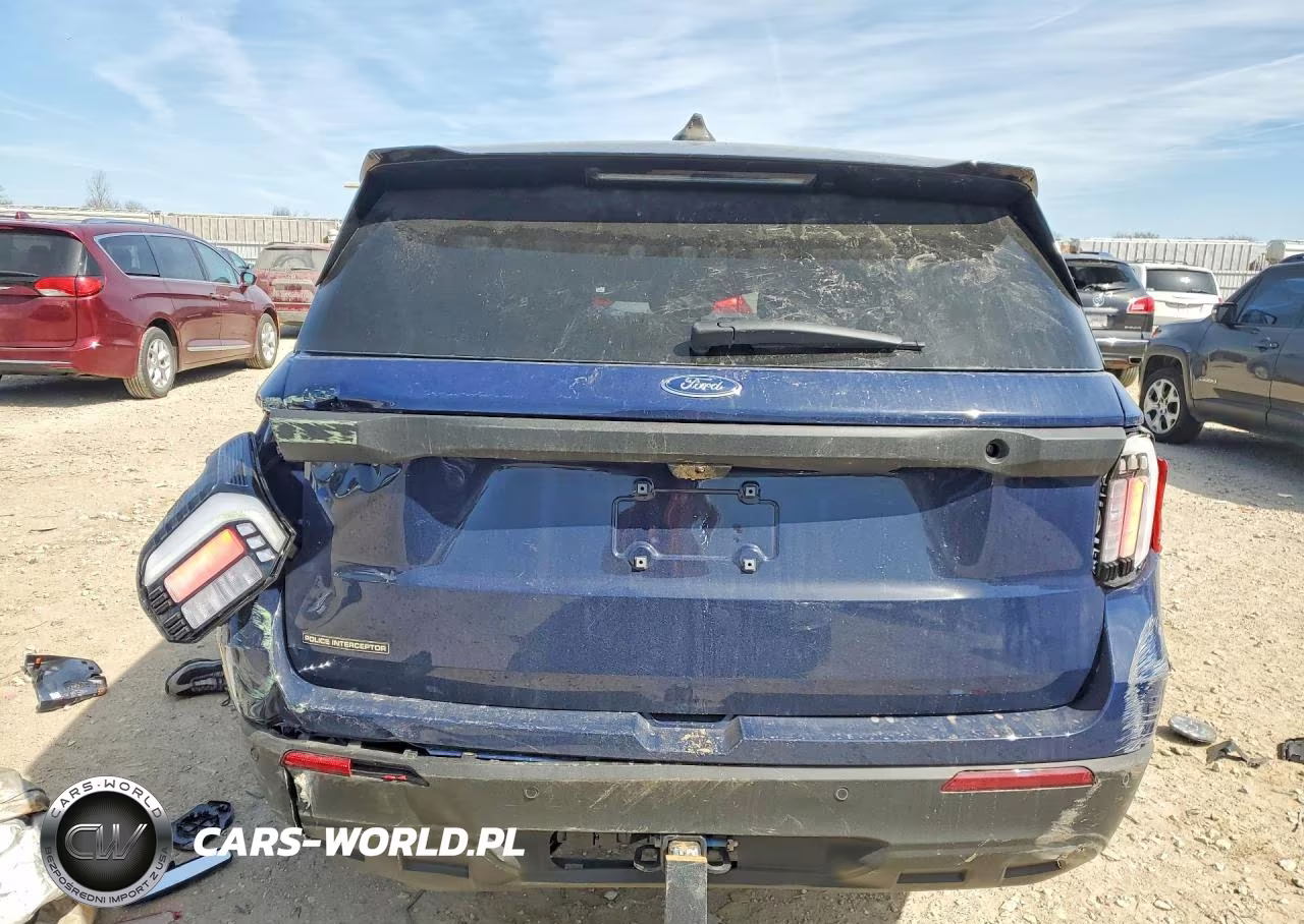 2026 Ford Explorer Police Interceptor VIN:1FM5K8AB5TGA74830 - 6