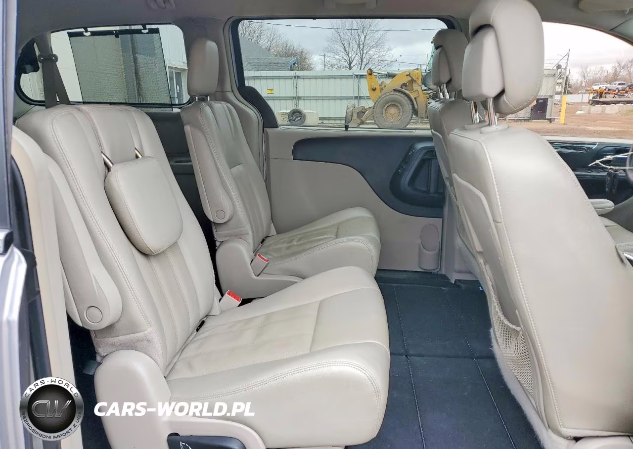 2013 Chrysler Town & Country Touring L VIN:2C4RC1CG0DR659768 - 11
