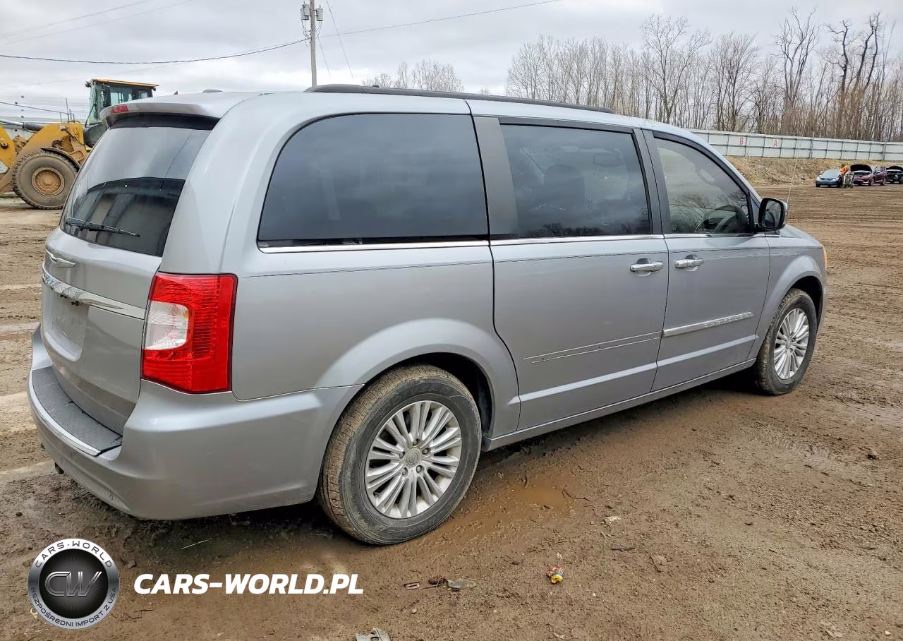 2013 Chrysler Town & Country Touring L VIN:2C4RC1CG0DR659768 - 3