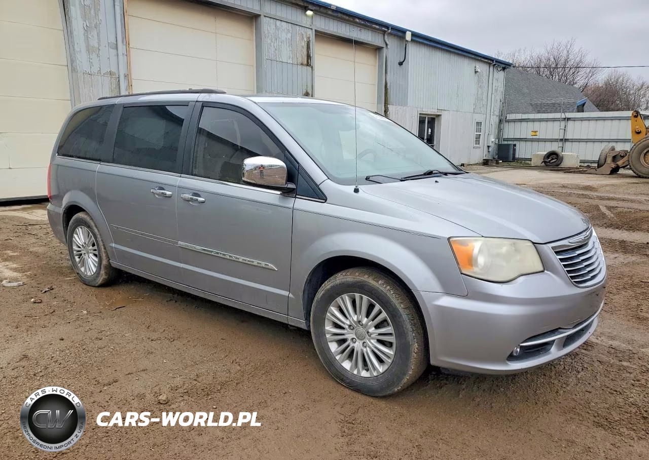 2013 Chrysler Town & Country Touring L VIN:2C4RC1CG0DR659768 - 4