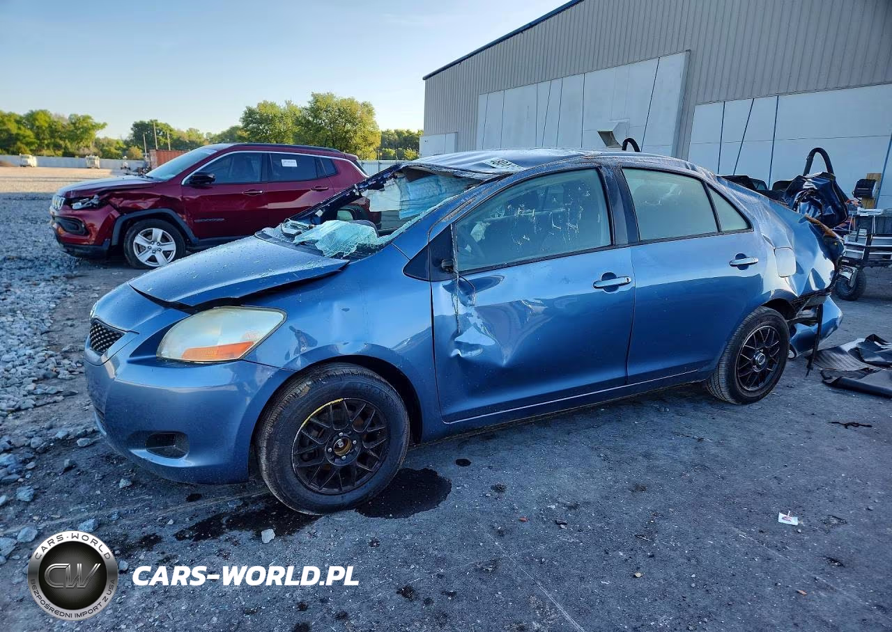 2011 Toyota Yaris Base