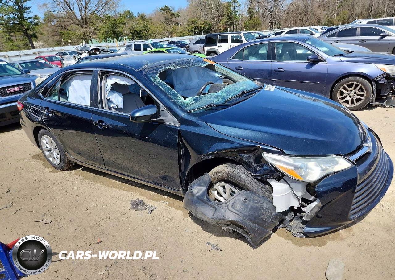 2017 Toyota Camry Le VIN:4T1BF1FK7HU672501 - 4