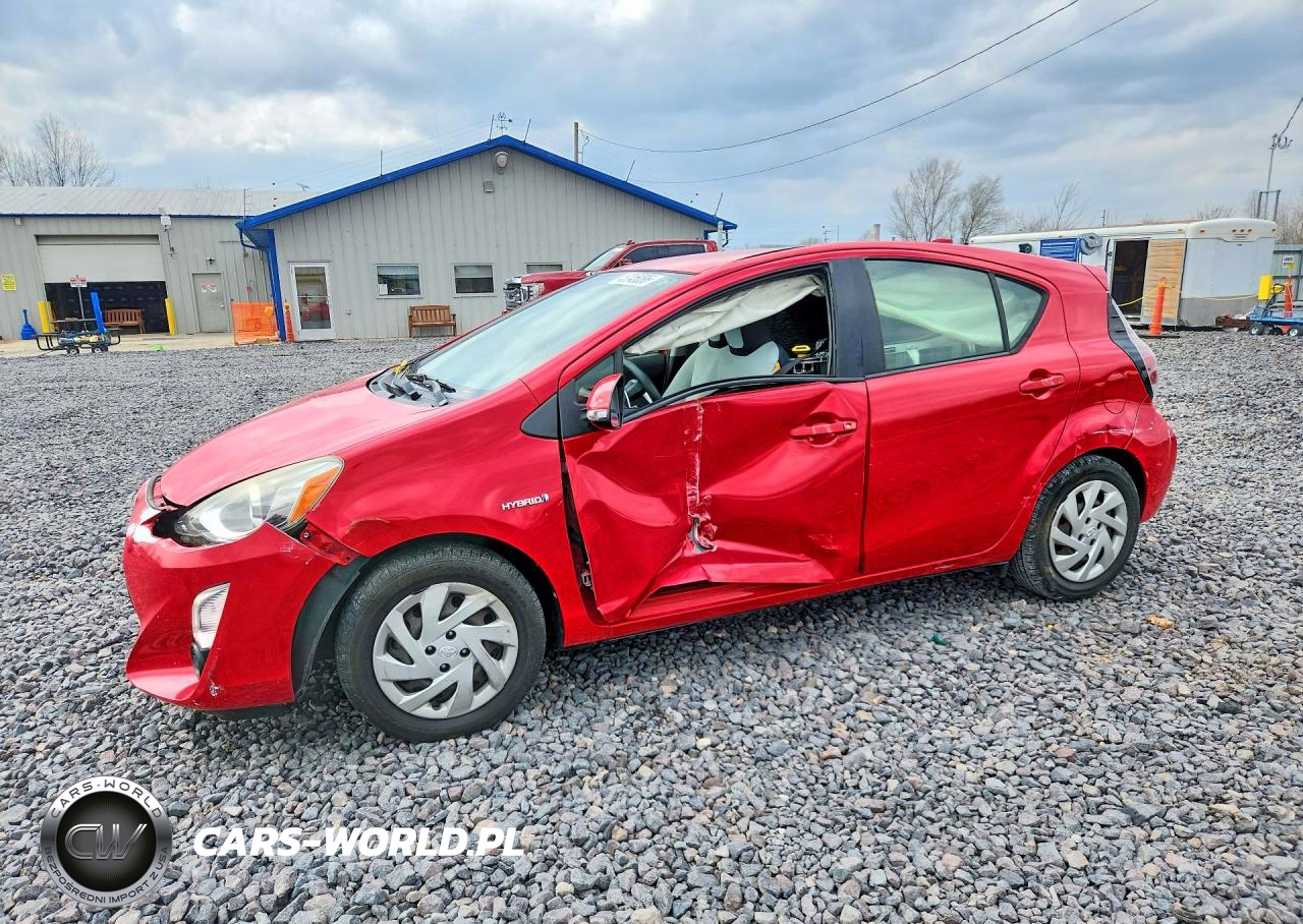 2015 Toyota Prius C One