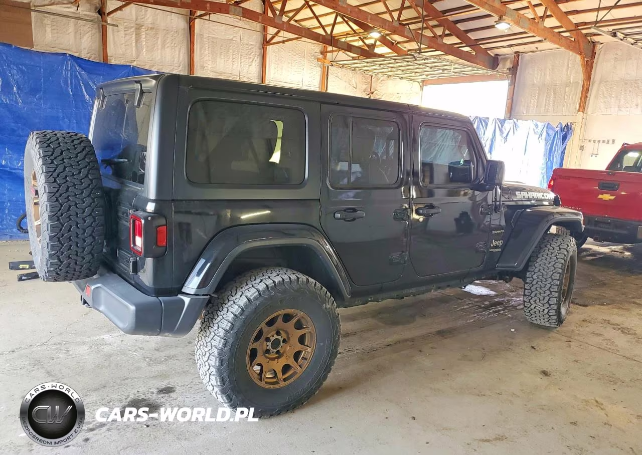 2018 Jeep Wrangler Unlimited Sahara VIN:1C4HJXEG5JW125590 - 3