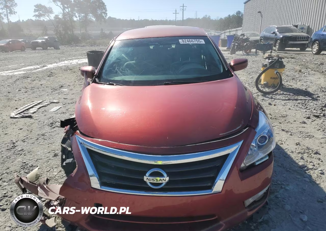 2015 Nissan Altima 2.5 VIN:1N4AL3AP2FC233058 - 5