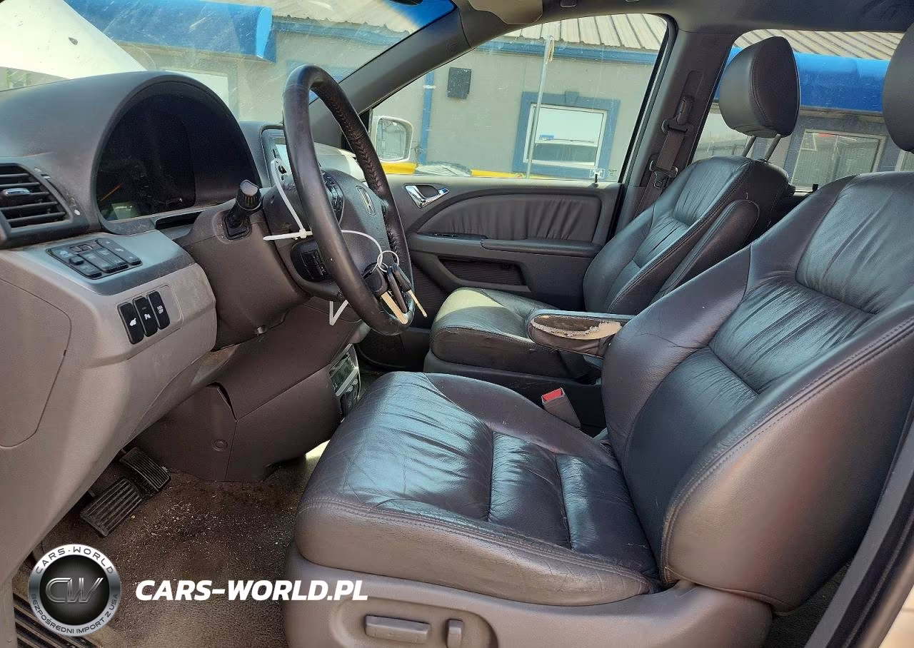 2008 Honda Odyssey Touring VIN:5FNRL38998B043154 - 7