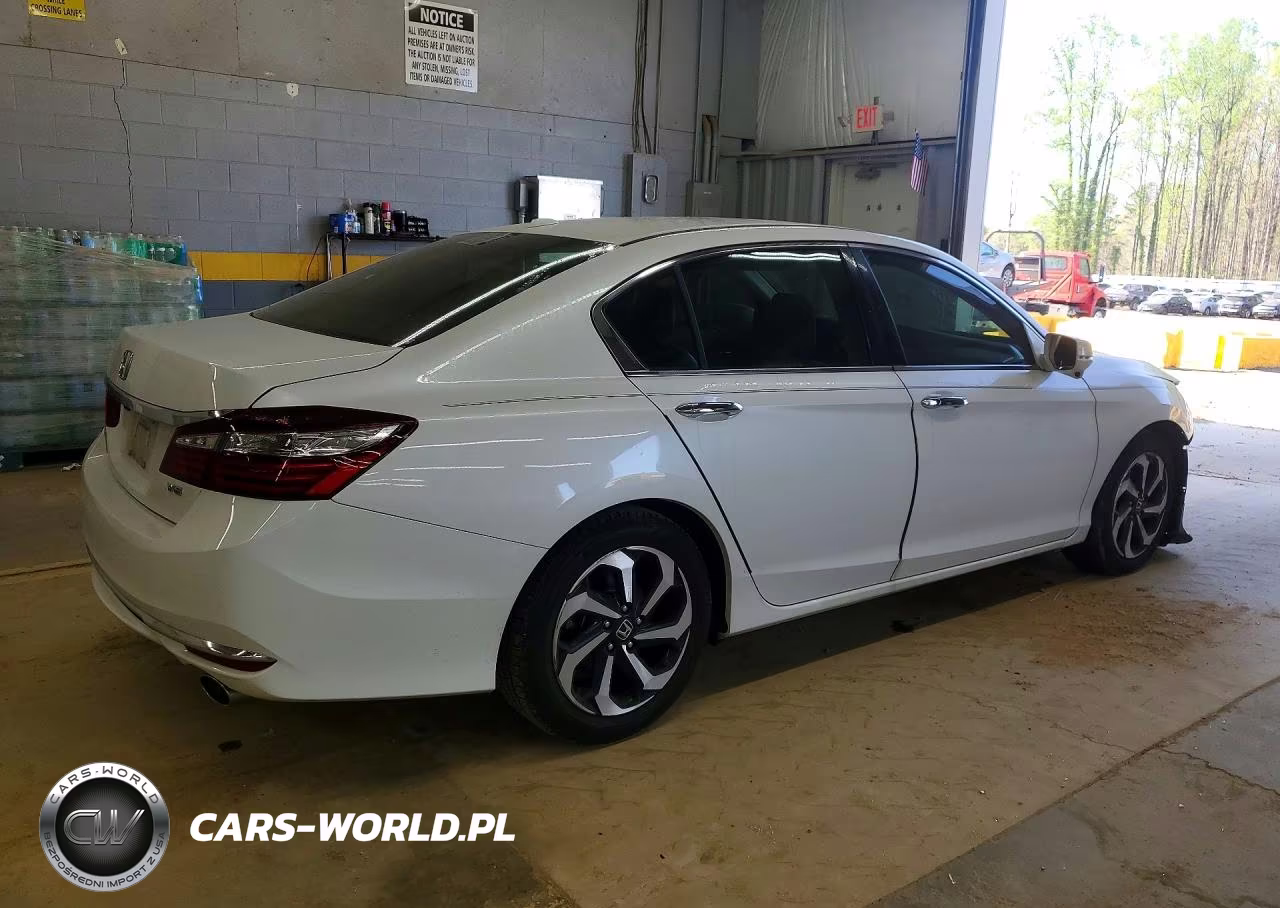 2017 Honda Accord Exl VIN:1HGCR3F82HA029461 - 3
