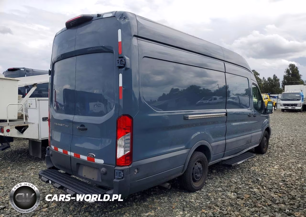 2020 Ford Transit T-250 VIN:1FTBR3X82LKA87503 - 3