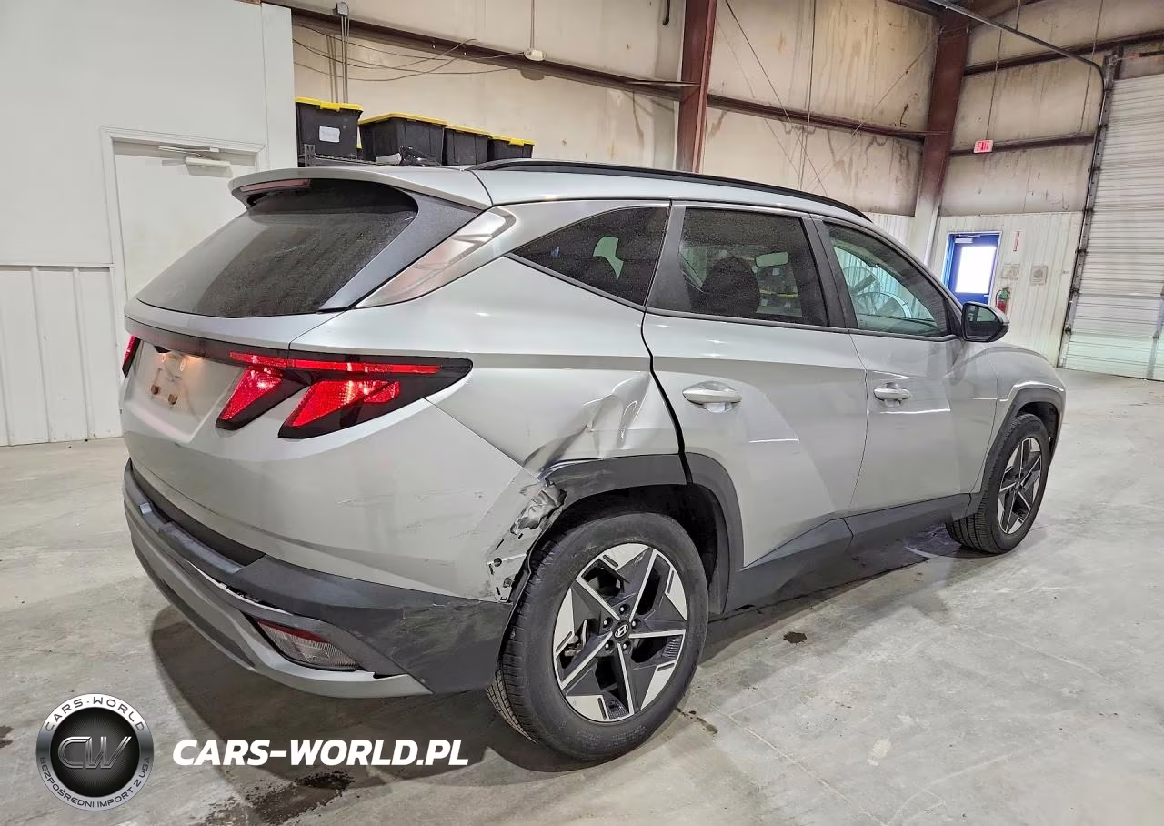 2025 Hyundai Tucson Sel VIN:5NMJB3DE0SH572243 - 3