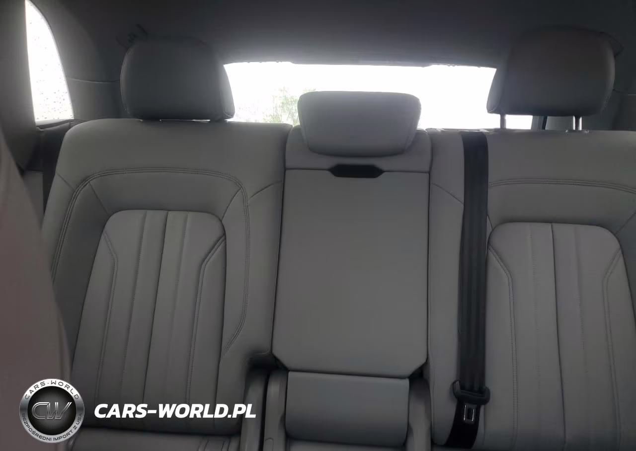 2021 Audi Q5 Premium Plus VIN:WA1BAAFY6M2114520 - 10