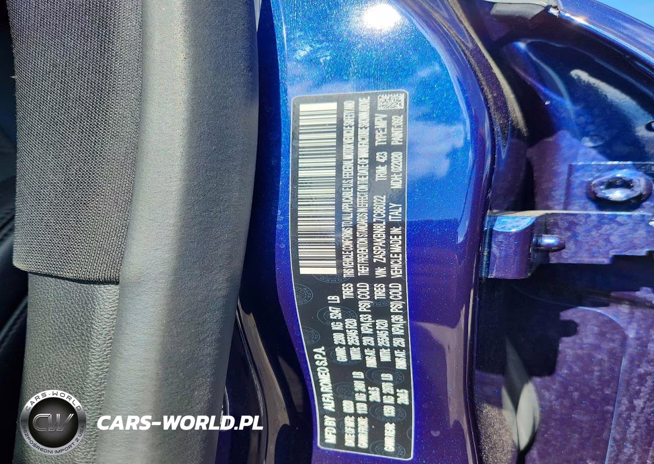 2020 Alfa Romeo Stelvio Ti VIN:ZASPAKBN8L7C86022 - 13