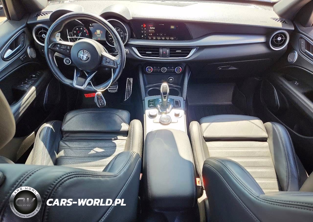 2020 Alfa Romeo Stelvio Ti VIN:ZASPAKBN8L7C86022 - 8