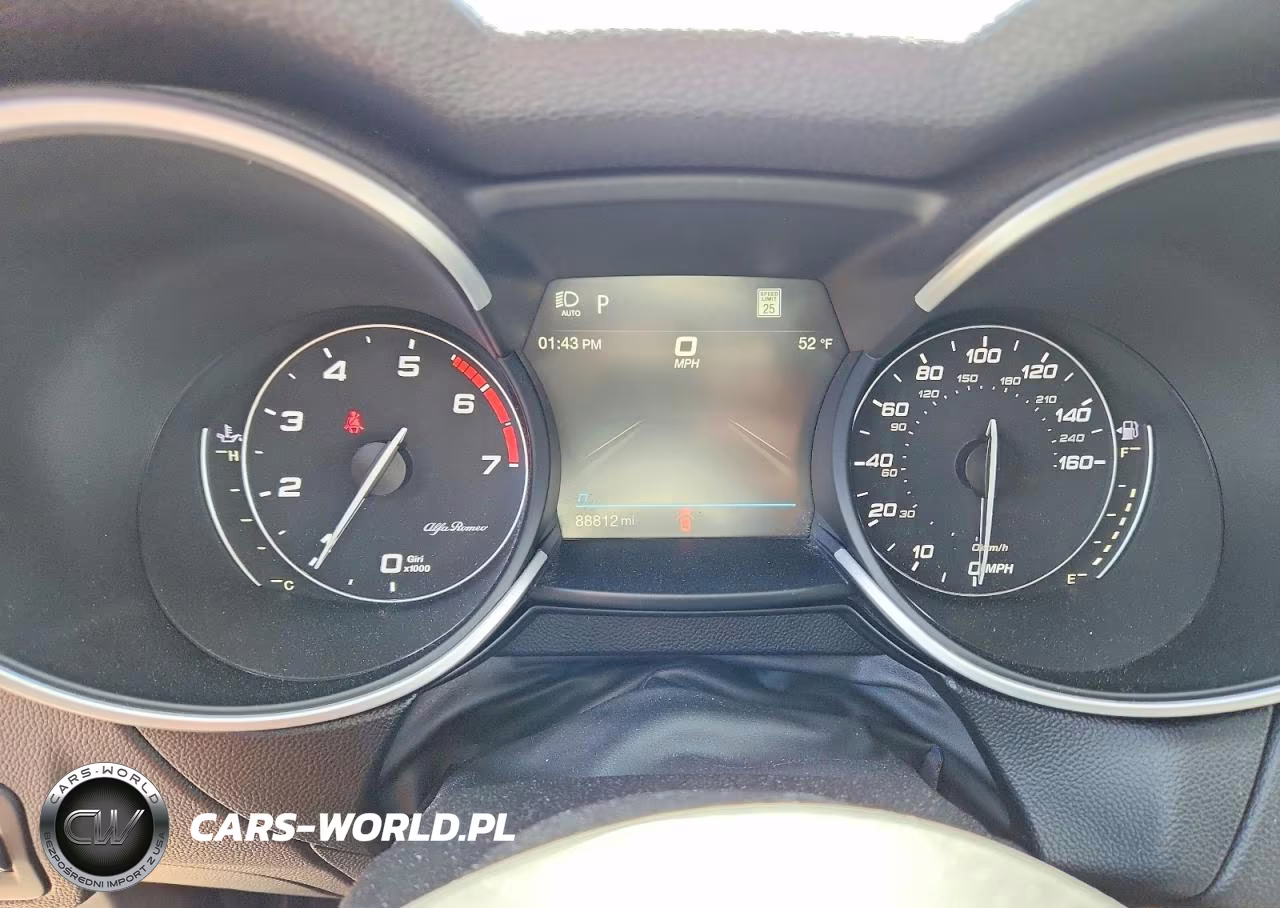 2020 Alfa Romeo Stelvio Ti VIN:ZASPAKBN8L7C86022 - 9