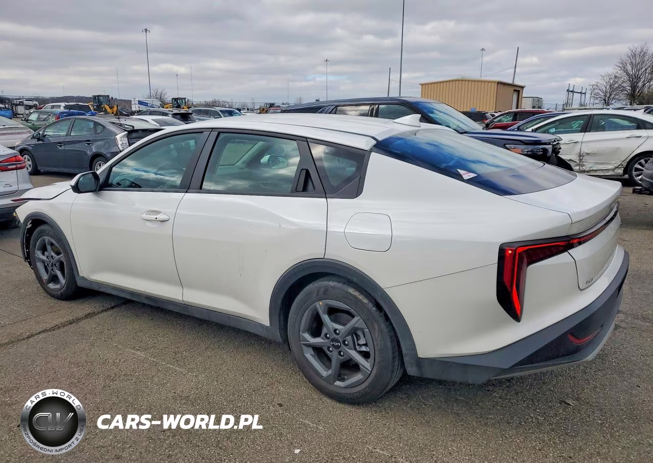 2025 Kia K4 Lxs VIN:3KPFT4DE0SE127078 - 2