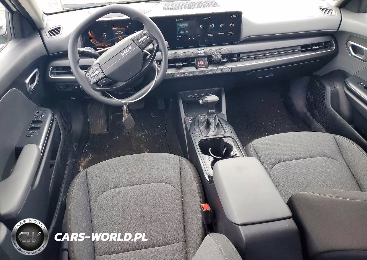 2025 Kia K4 Lxs VIN:3KPFT4DE0SE127078 - 8