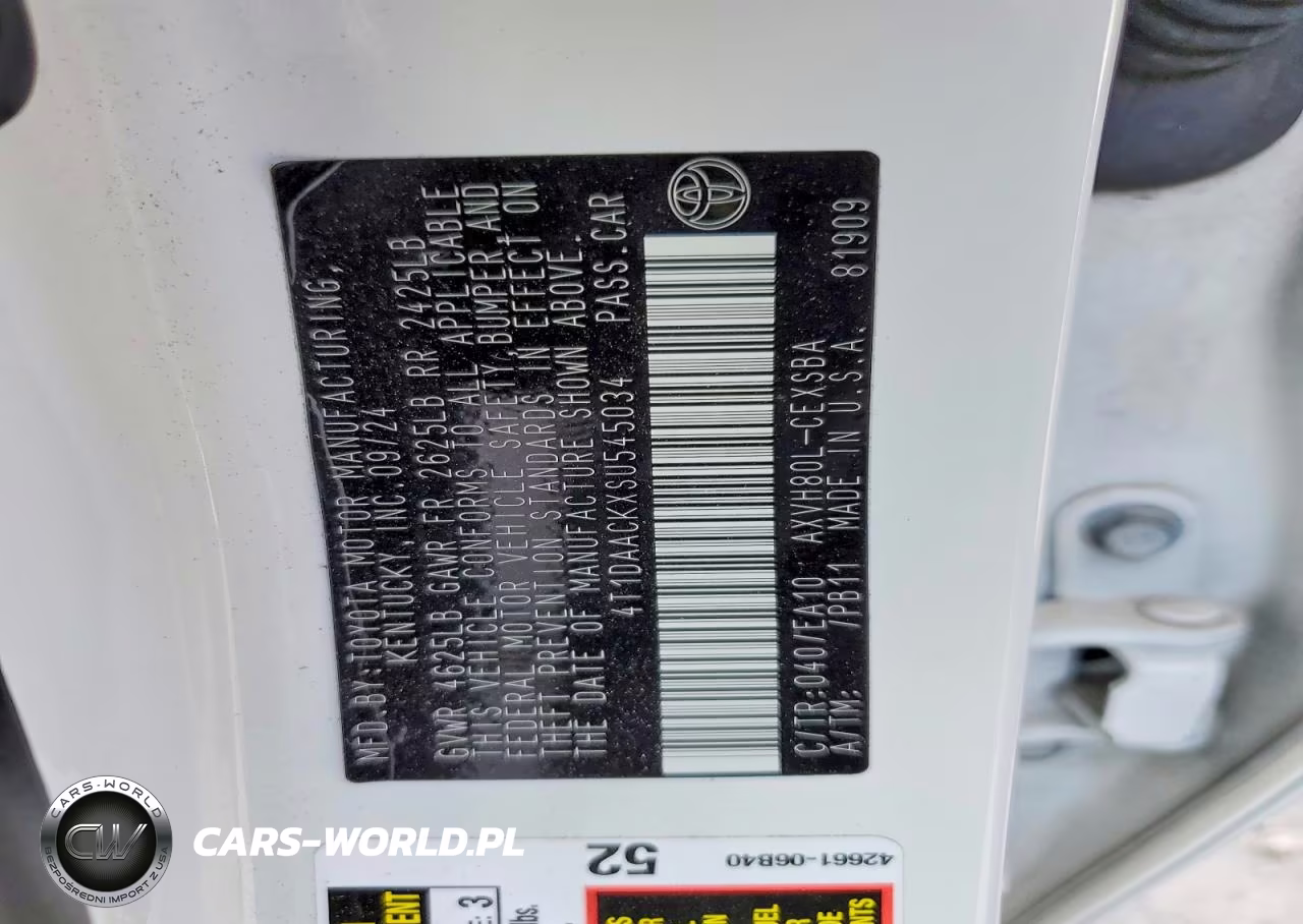 2025 Toyota Camry Se VIN:4T1DAACKXSU545034 - 12