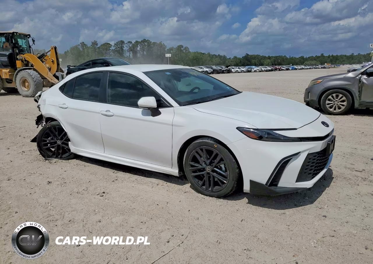 2025 Toyota Camry Se VIN:4T1DAACKXSU545034 - 4
