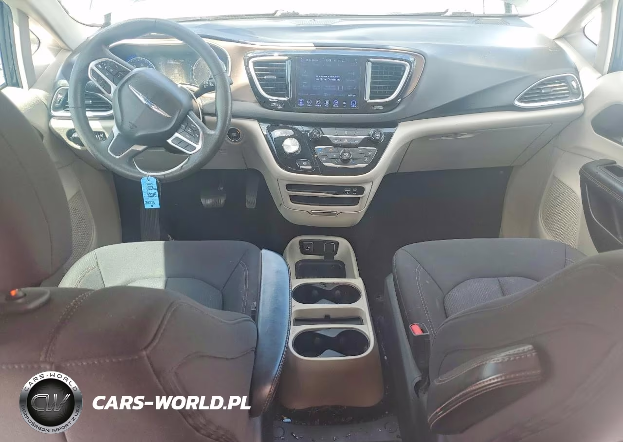 2017 Chrysler Pacifica Touring VIN:2C4RC1DG5HR609064 - 8