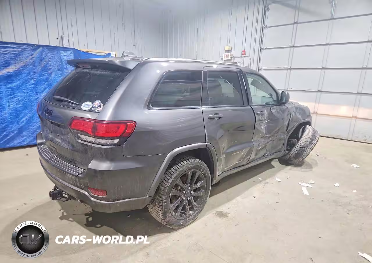 2019 Jeep Grand Cherokee Laredo VIN:1C4RJFAG7KC777795 - 3